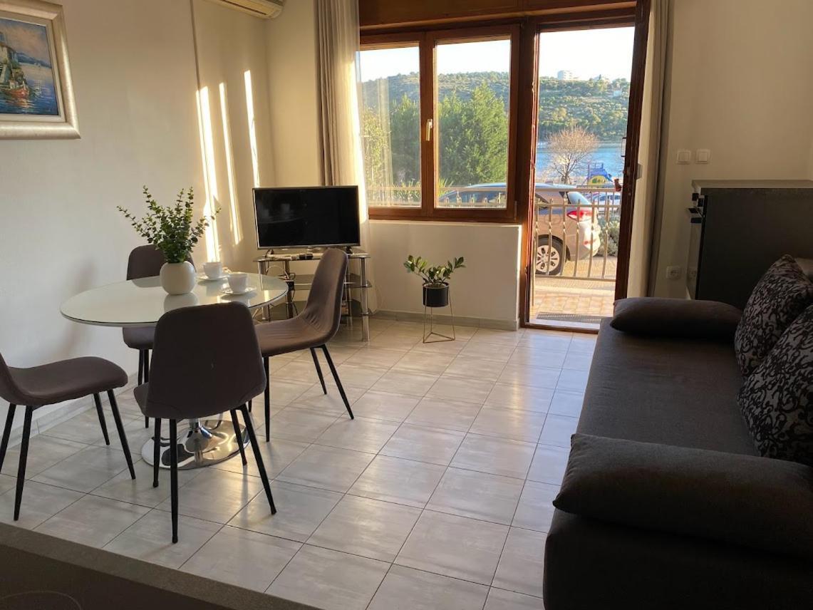 Apartment Kate Trogir Exterior foto